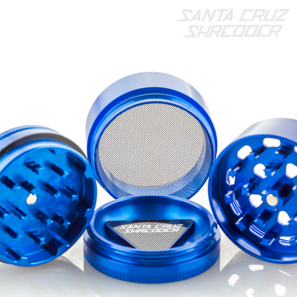 SANTA CRUZ SHREDDER Grinder 4 Piece Medium